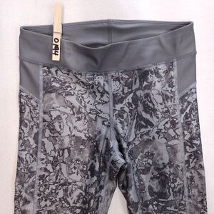 Under Armour Athletic Yoga Running Leggings Pants Womens Size Small S Gray